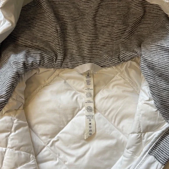 Lululemon Down For It All Jacket White Size 4 Slim Fit Hooded Puffer Coat - Picture 5 of 8